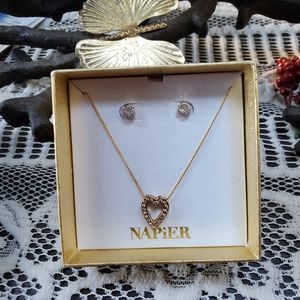 NWT gold Napier necklace and earring set